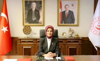 T.C. Aile ve Sosyal Hizmetler Bakanı Mahinur Özdemir Göktaş